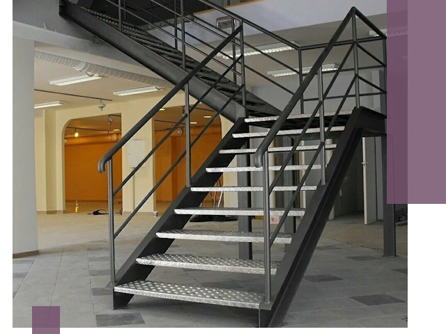 Лестницы для офиса в Зеленокумске: изготовление, монтаж, демонтаж