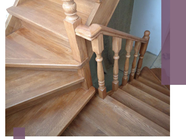 Дубовые лестницы под ключ в Зеленокумске: изготовление и монтаж