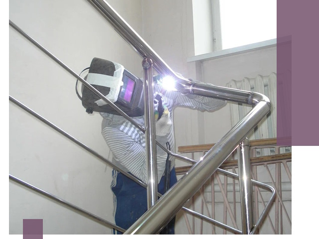 Монтаж перил и ограждений качественно в Зеленокумске