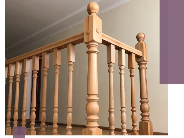 Деревянные перила на заказ в Зеленокумске: монтаж и изготовление